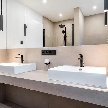 Feriehus Hafenkiste 2 *